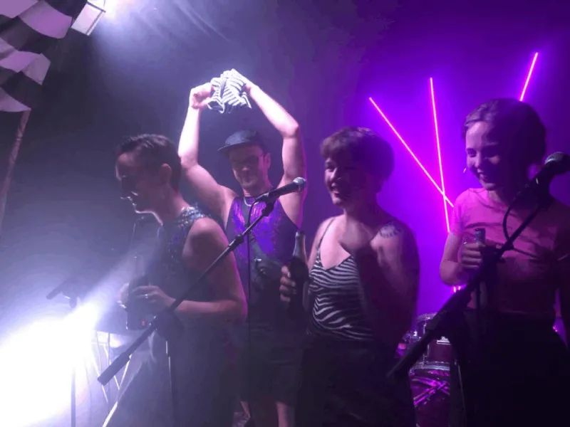 Angeilikas: Geilpunk – Knutstock